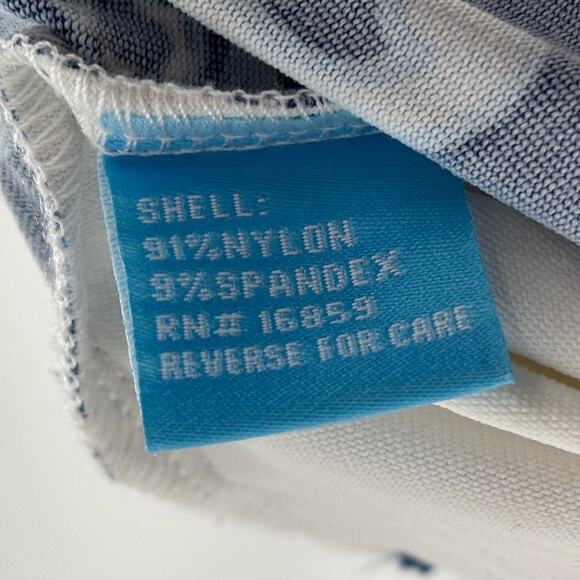 J. McLaughlin Blue Catalina Cloth Mixed Print Paisley Chain Top - Picture 8 of 9